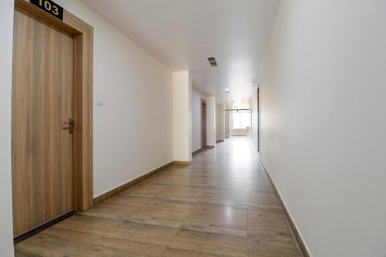 Capital O 63158 Hotel Om Sai Ram Chhatarpur Eksteriør billede